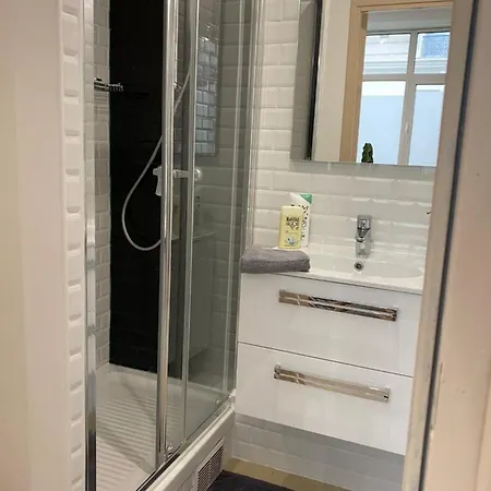 Large And Unique Souplex 60sqm, Well Located * Paris