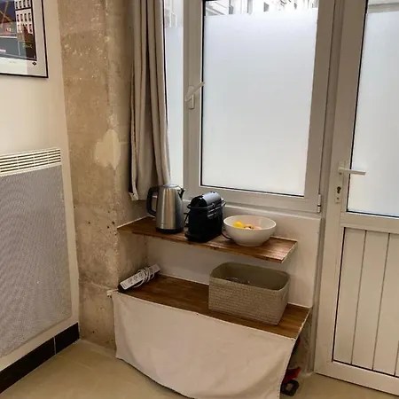 Large And Unique Souplex 60sqm, Well Located Apartment Paris
