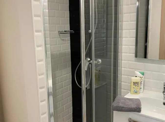 Apartment Large And Unique Souplex 60sqm, Well Located