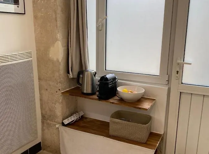 Large And Unique Souplex 60sqm, Well Located Apartment Paris