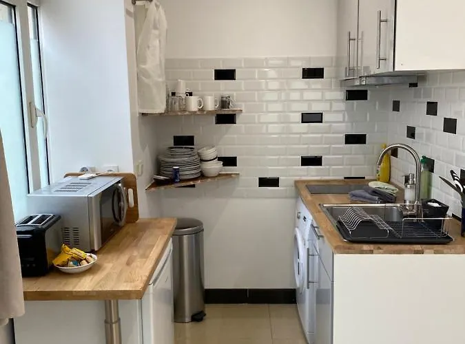 Large And Unique Souplex 60sqm, Well Located